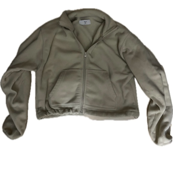 TNA cropped fleece
- super warm for winter
- hardly warm - Picture 3 of 3